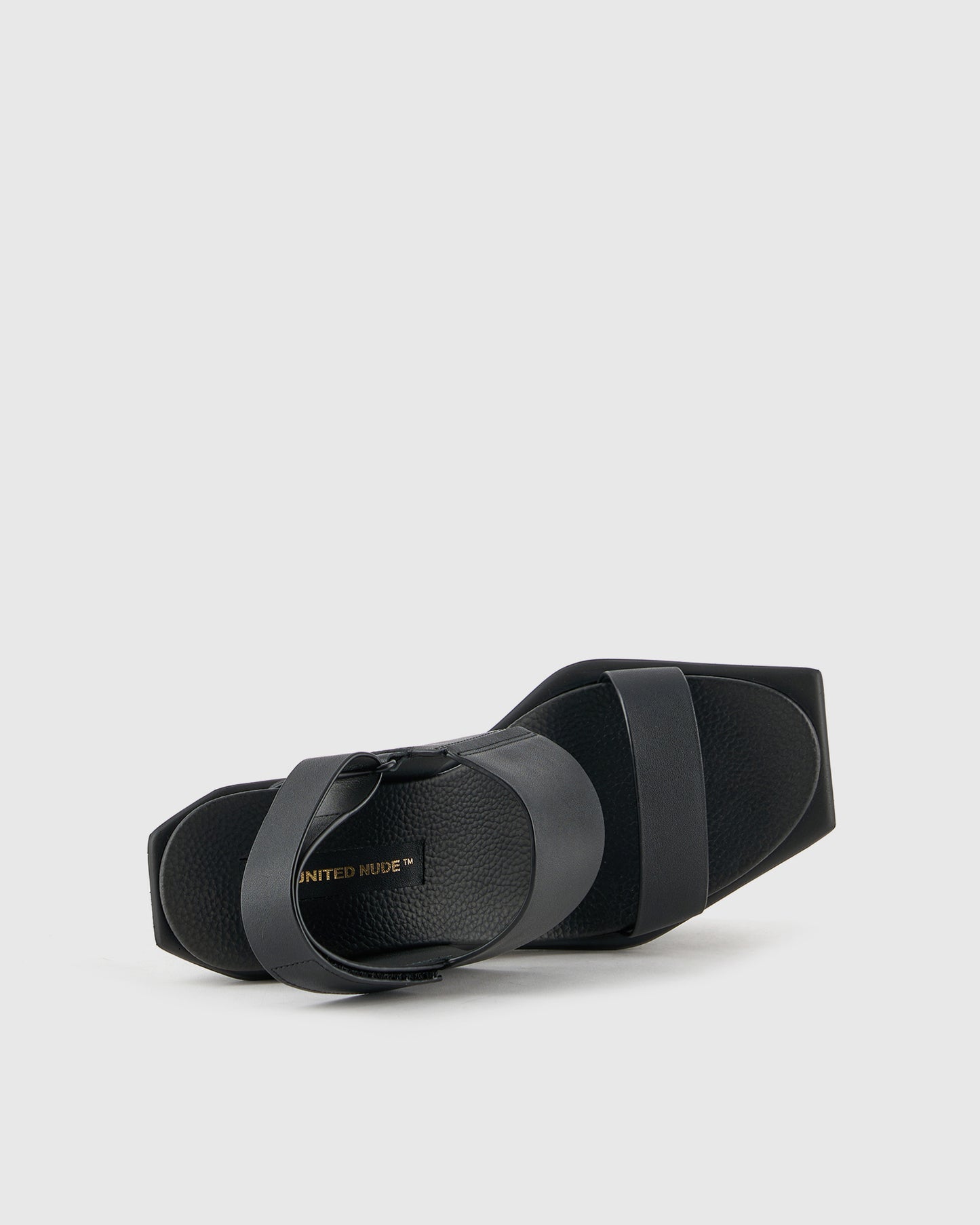 בולדר סנדל שחור