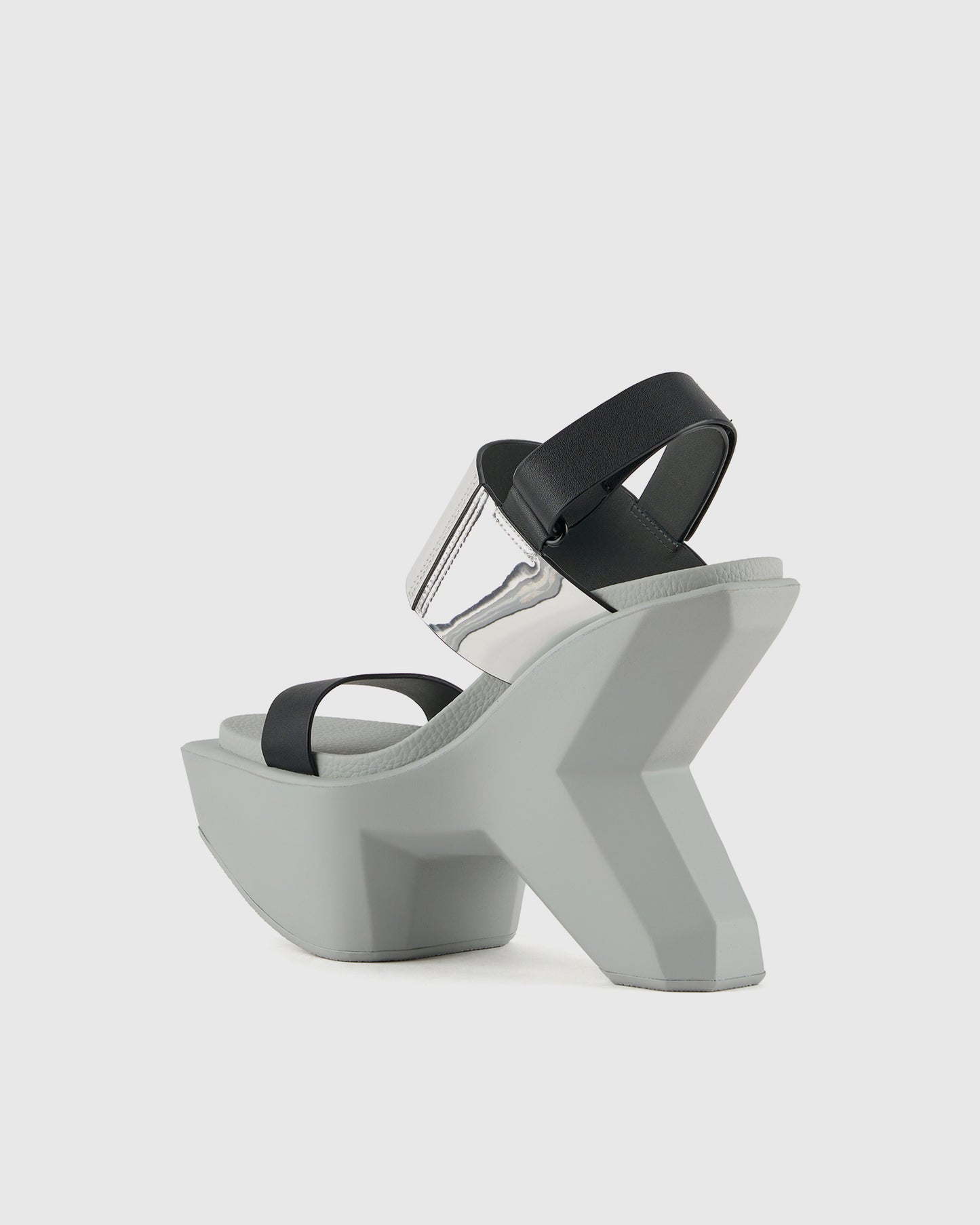 בולדר סנדל כסף