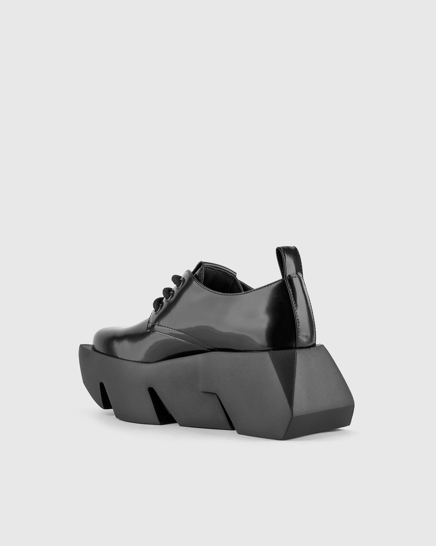 בול דרבי שחור