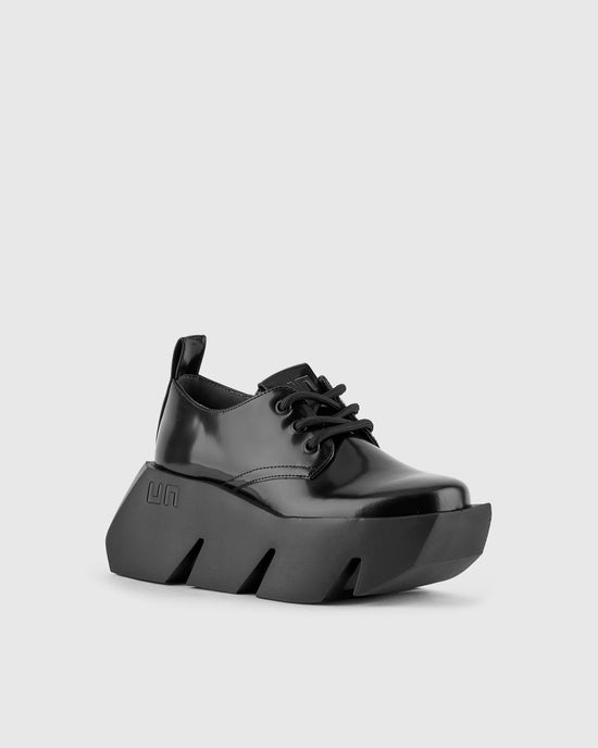 בול דרבי שחור