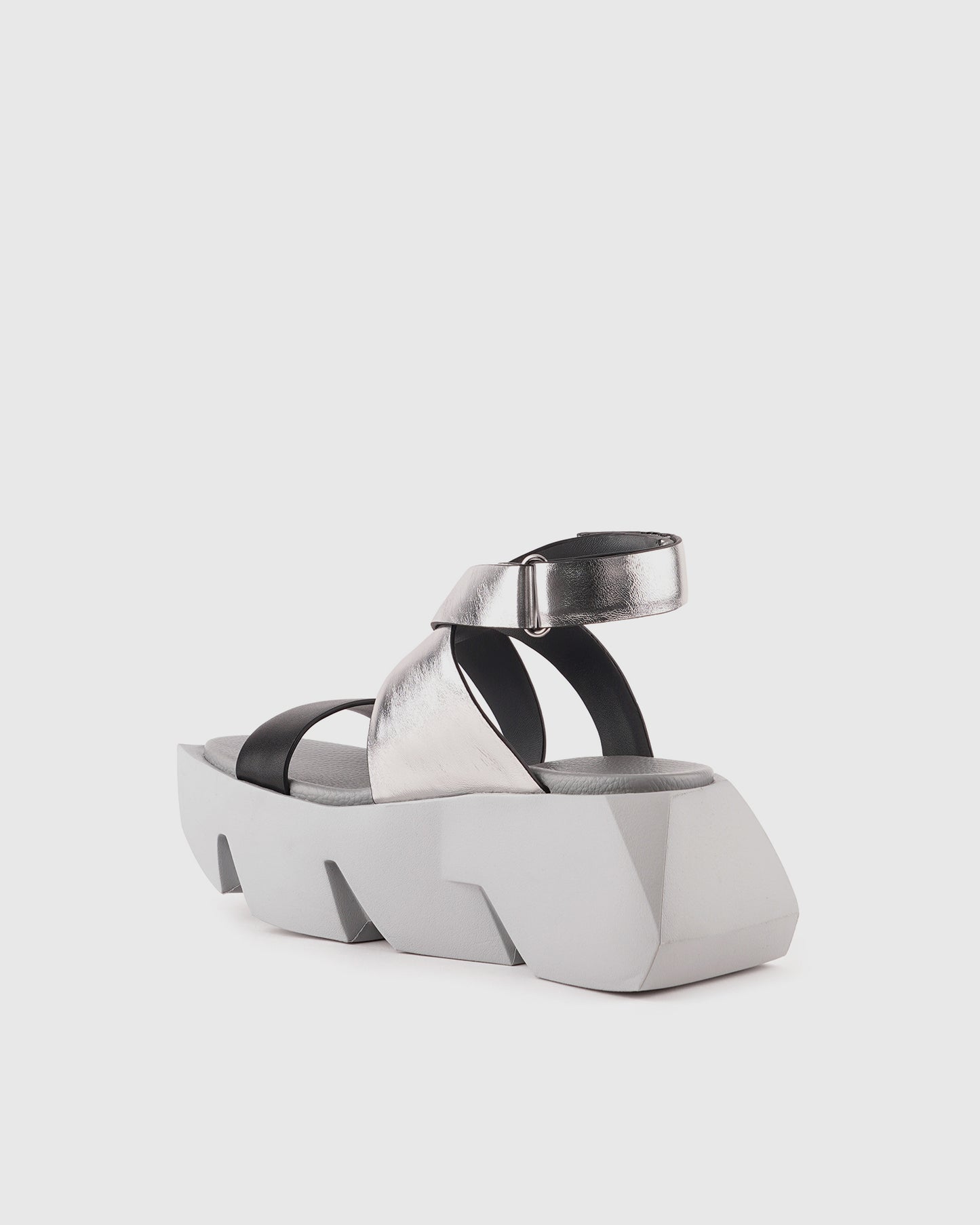 בול וויי סטיל