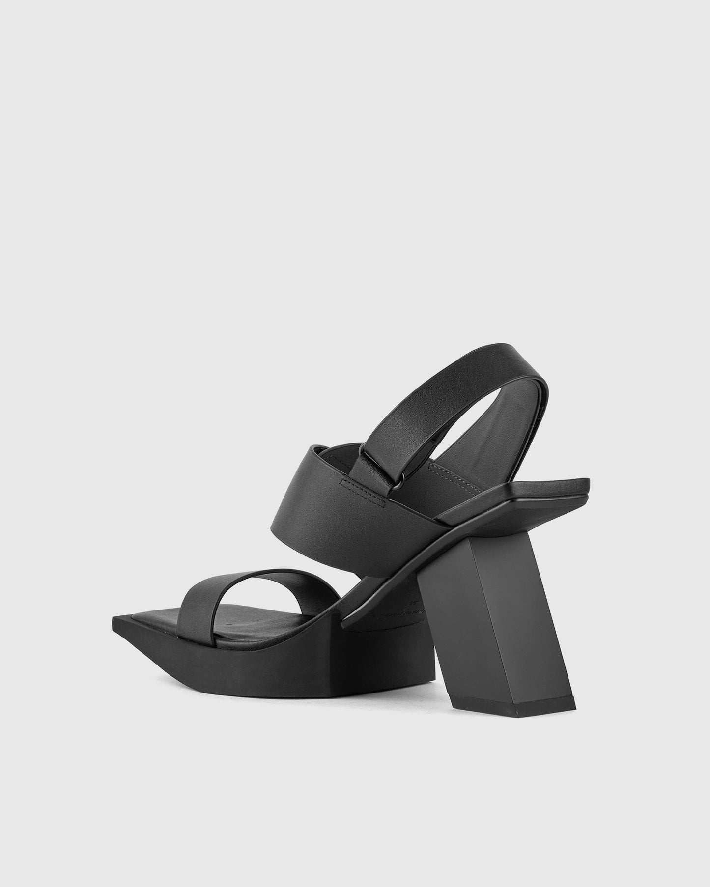 קונסטרקט היי שחור