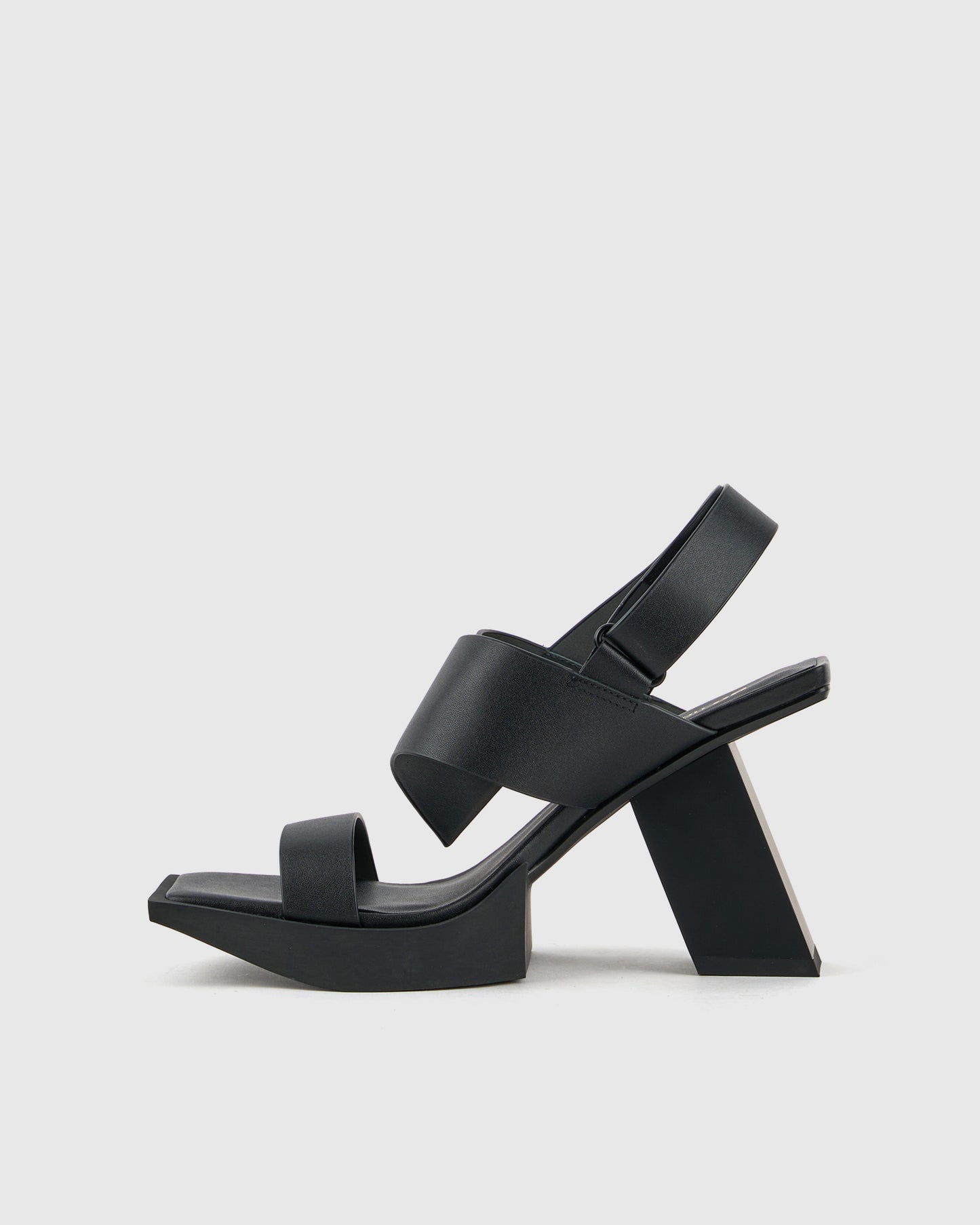 קונסטרקט היי שחור