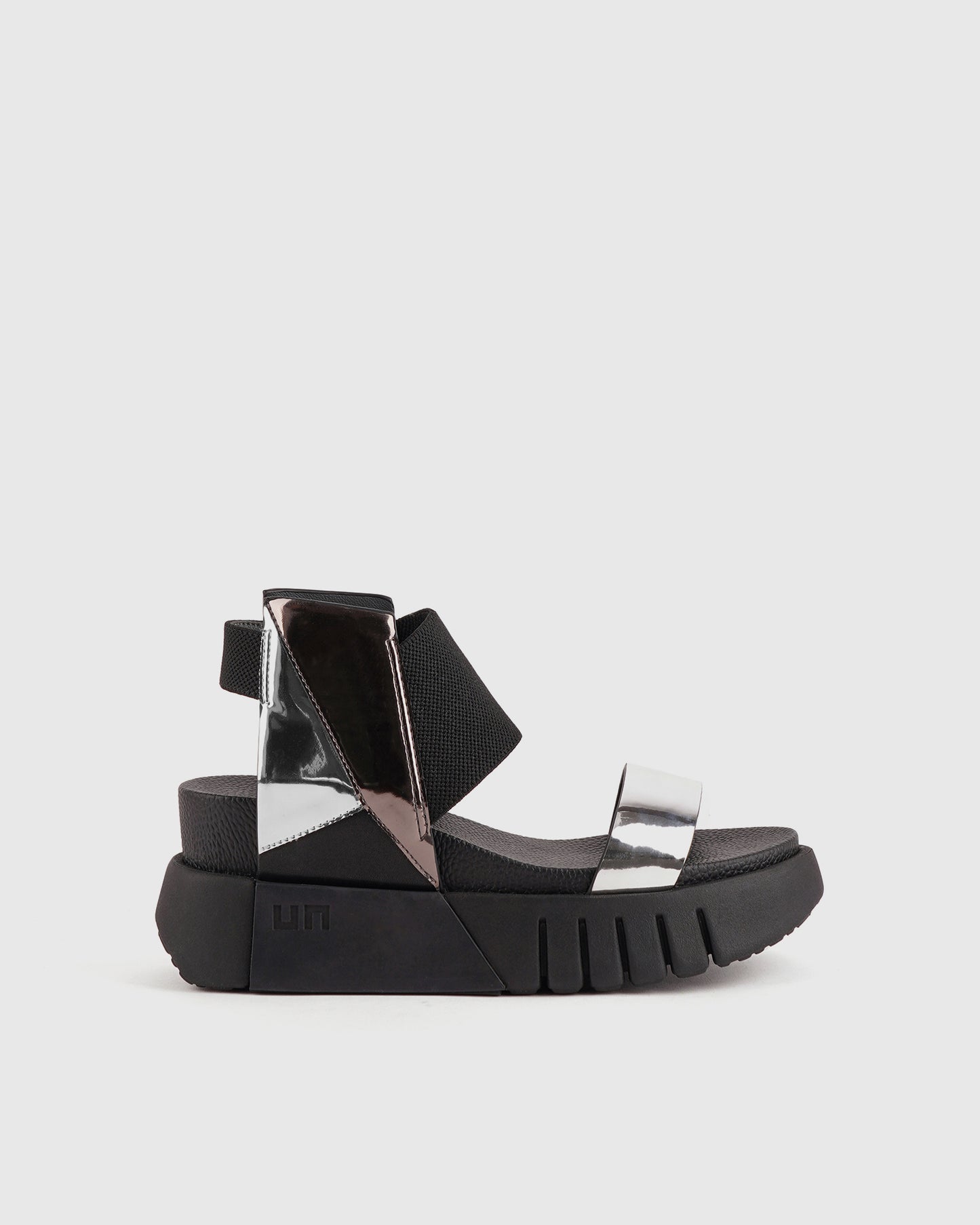 דלתא 3D סנדל אפטרלייט