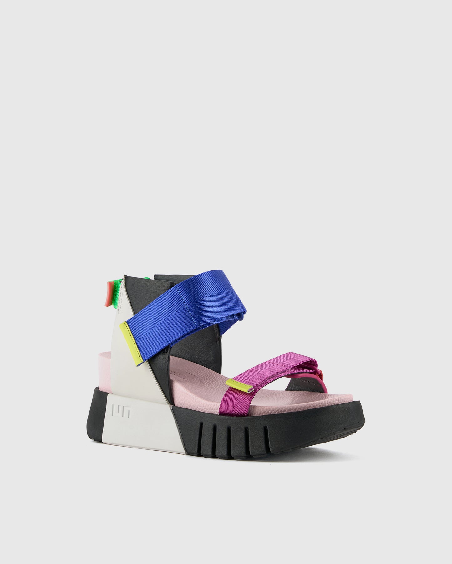 דלתא ראן ניאון פלייר