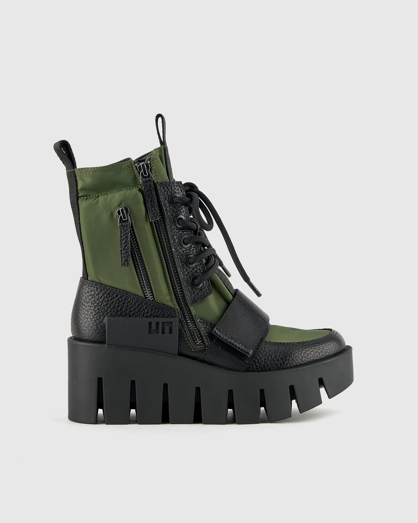 גריפ קומבט לו קומבט