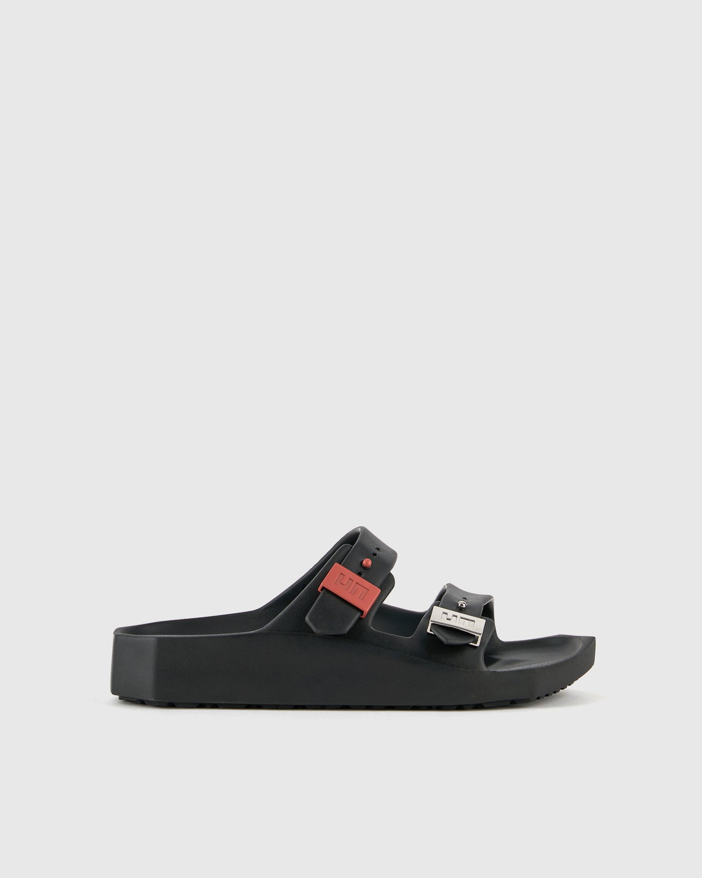 מוזס בלק&נבולה