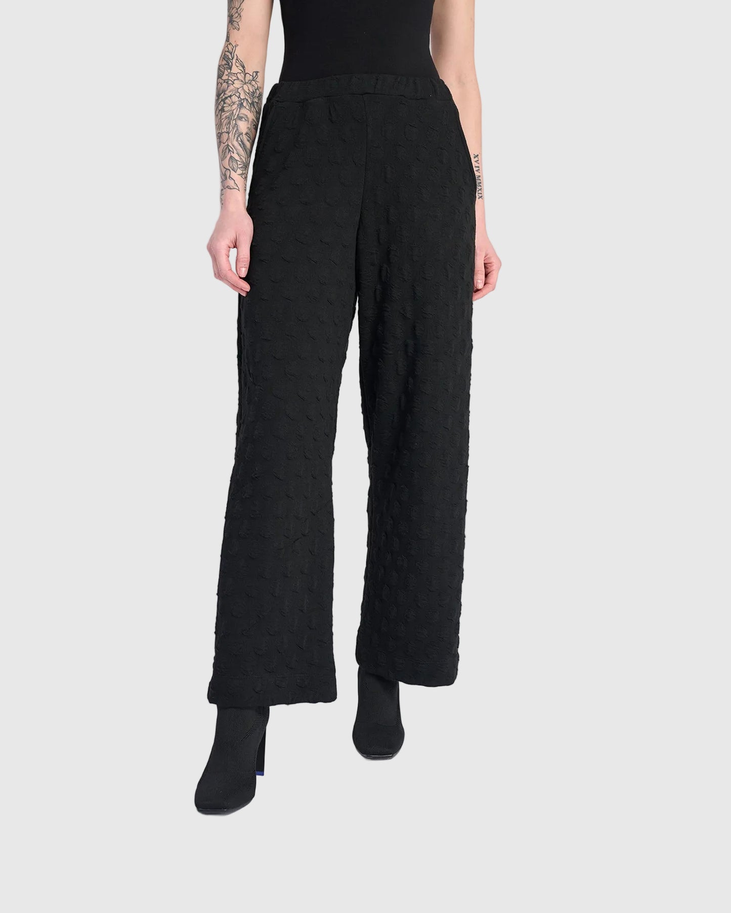 מכנסי בסטי חורפי שחור מקומט