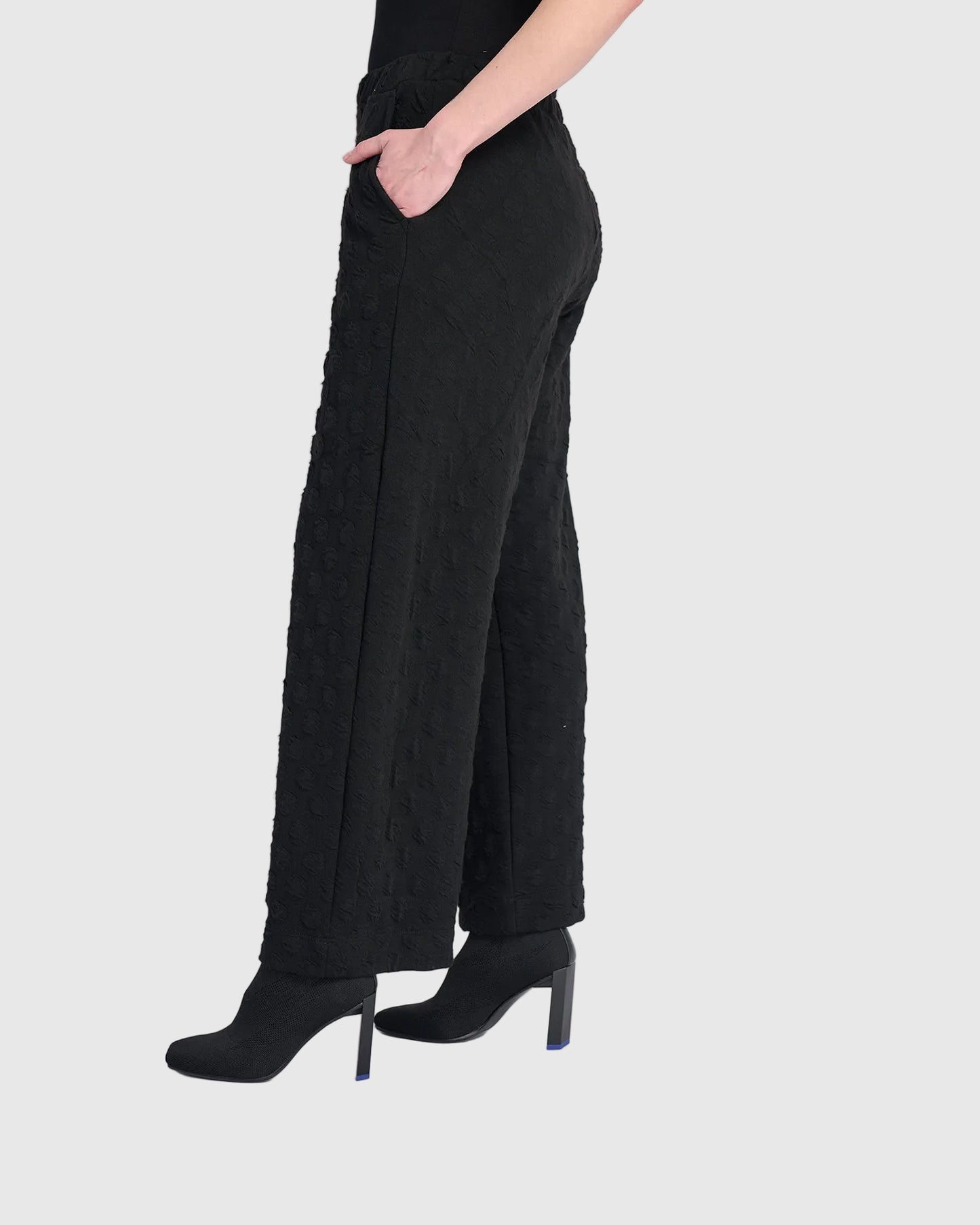 מכנסי בסטי חורפי שחור מקומט