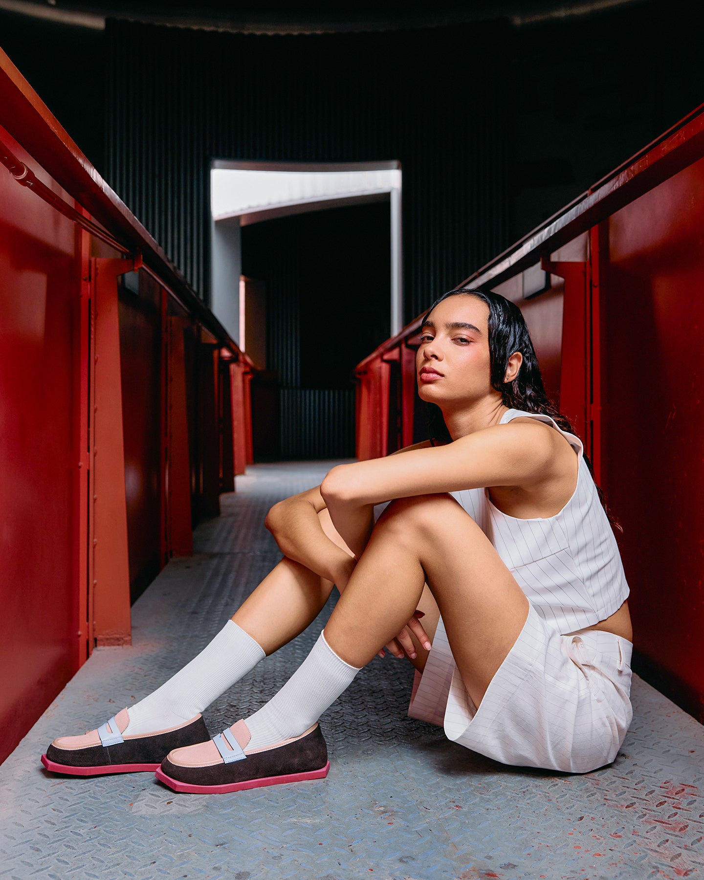 פולי לאופר לו אמבר גלו