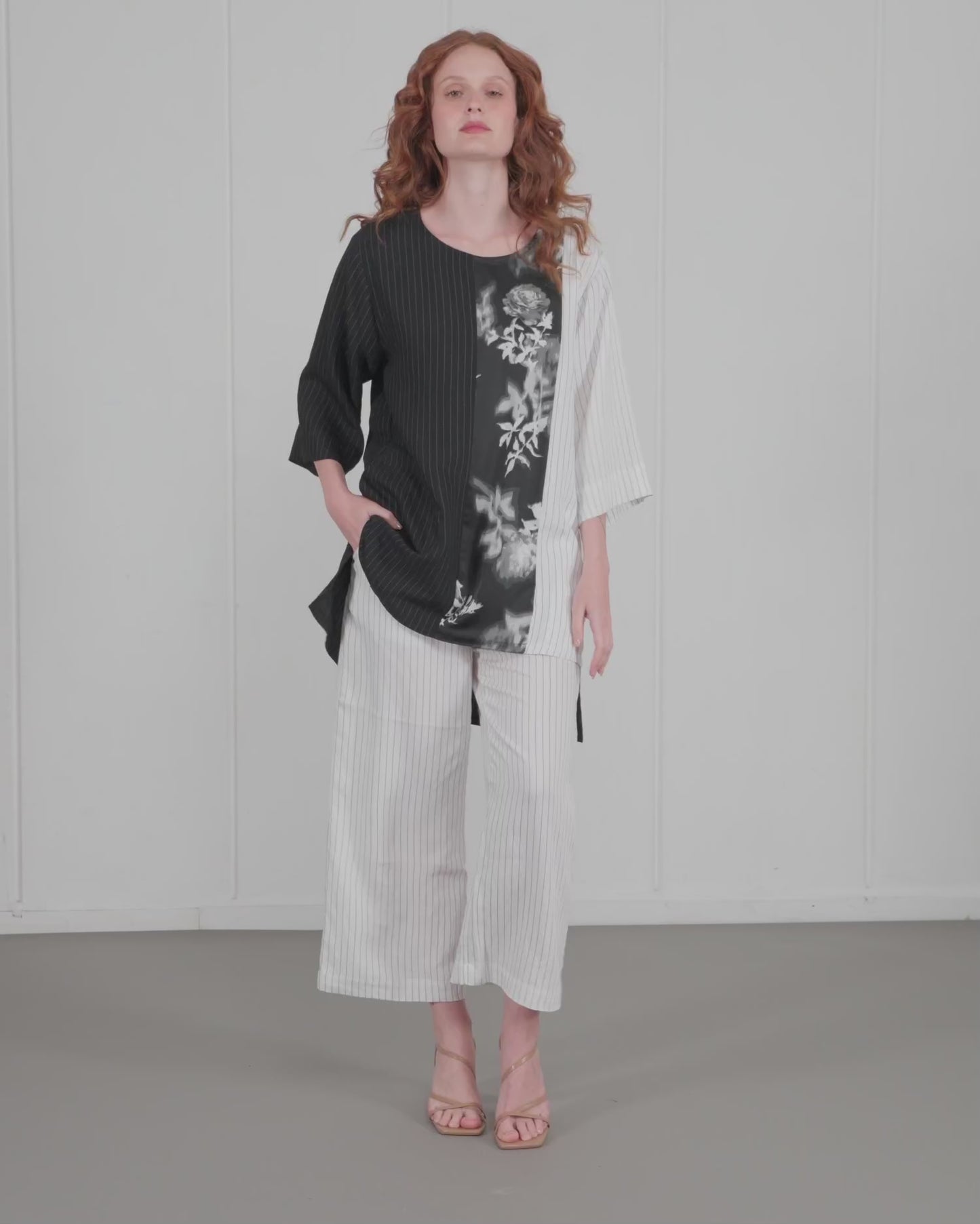 להעלות ולנגן וידיאו לגלריית צפיה, טוניקה שילוש שחור לבן מיקס
