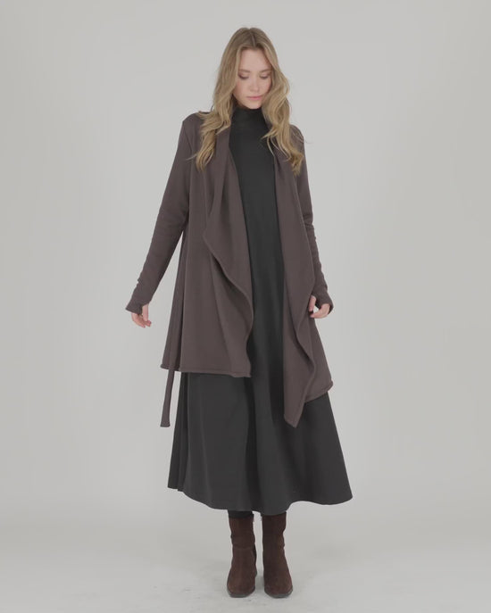 להעלות ולנגן וידיאו לגלריית צפיה, ז&amp;#39;קט אורבן לונגי מוקה
