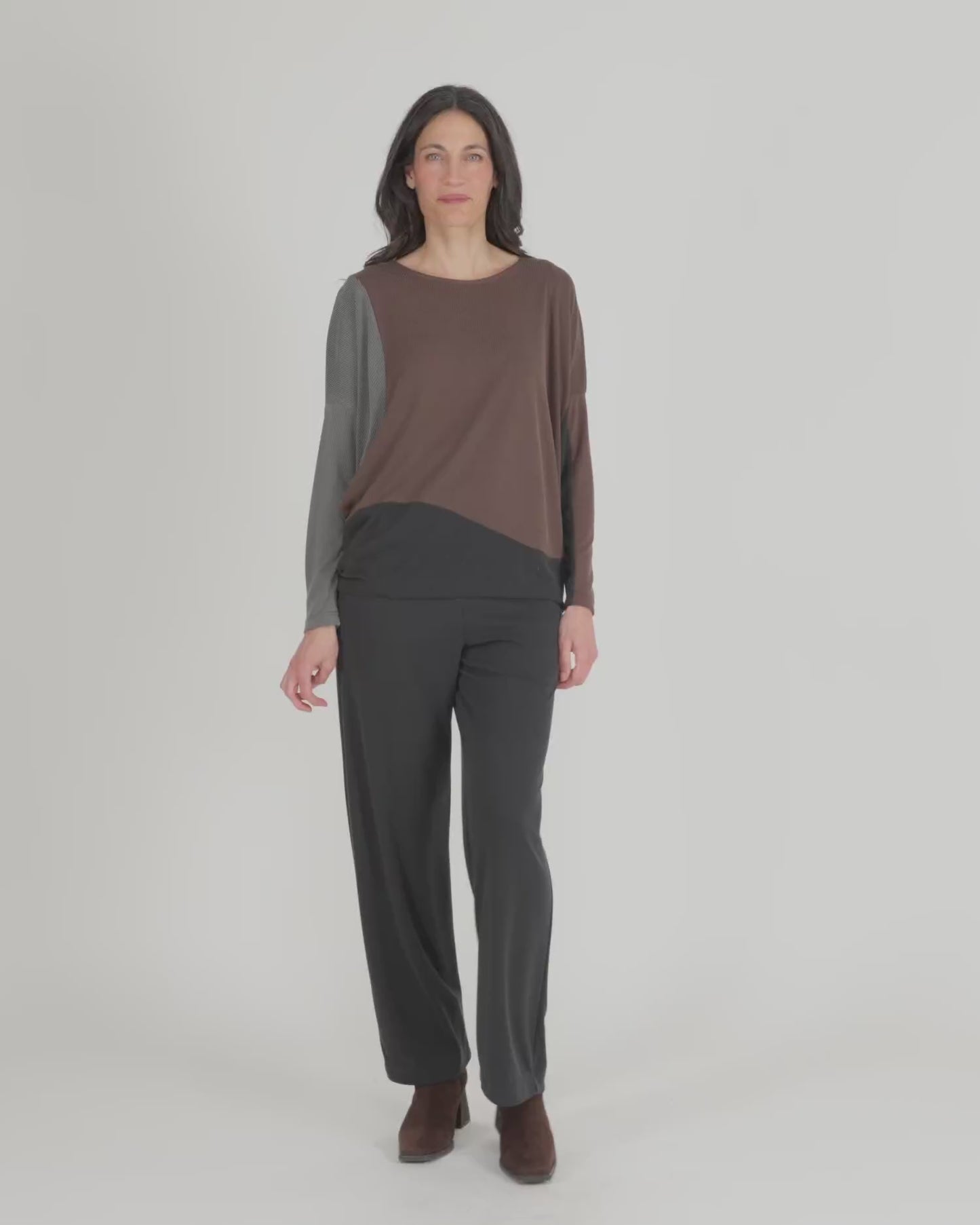 להעלות ולנגן וידיאו לגלריית צפיה, טוניקה מחולקת קופרו מיקס
