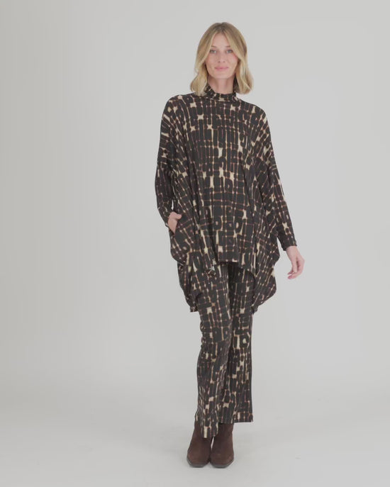 להעלות ולנגן וידיאו לגלריית צפיה, טוניקה לארג&amp;#39;ית מודפסים
