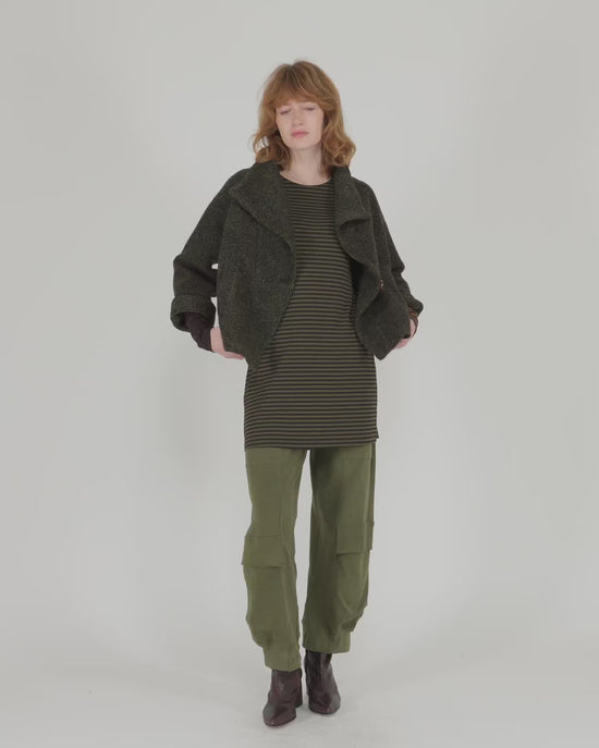 להעלות ולנגן וידיאו לגלריית צפיה, ז&amp;#39;קט אורבן טוויד חשוב חאקי
