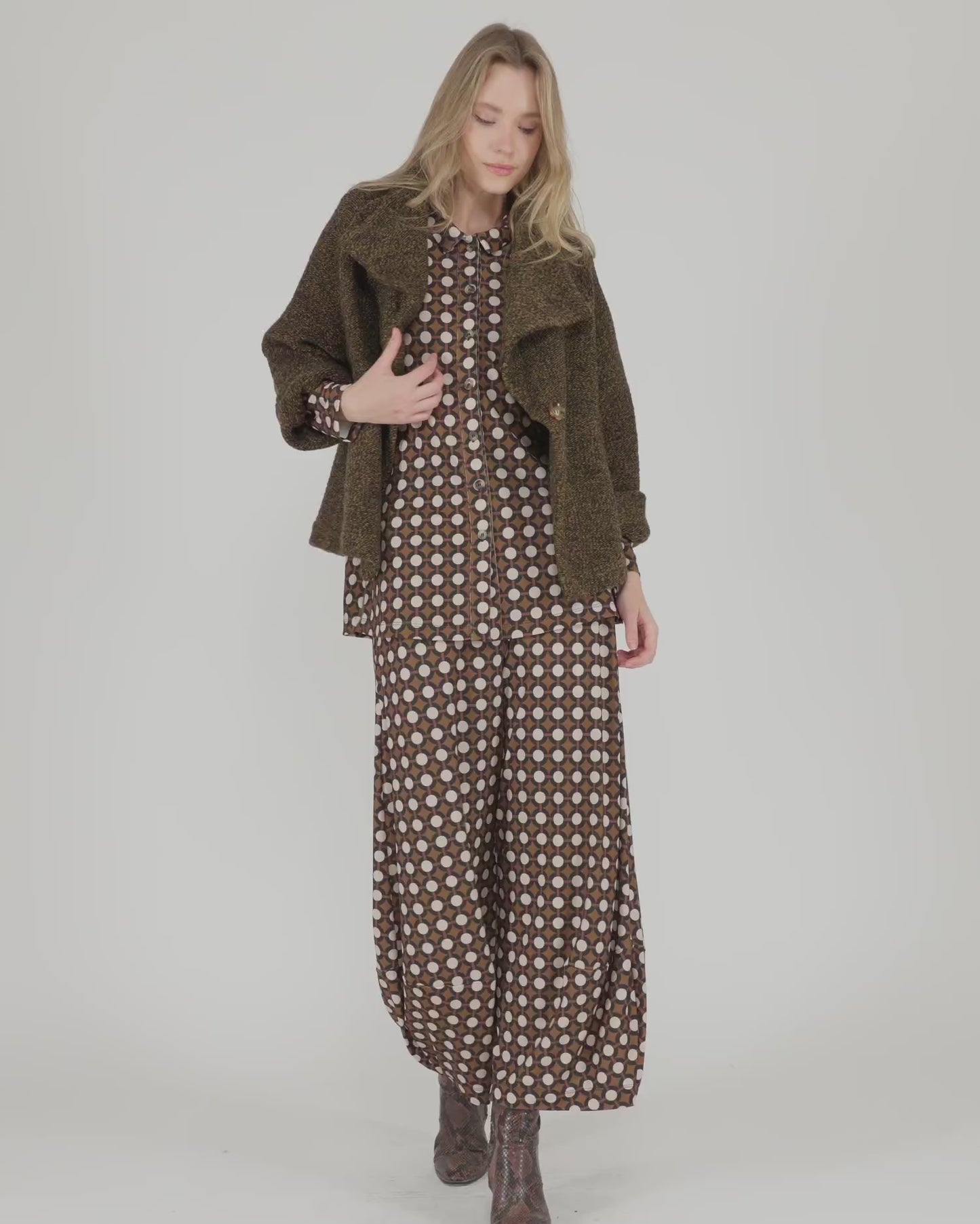 להעלות ולנגן וידיאו לגלריית צפיה, ז&amp;#39;קט אורבן טוויד חשוב דבש
