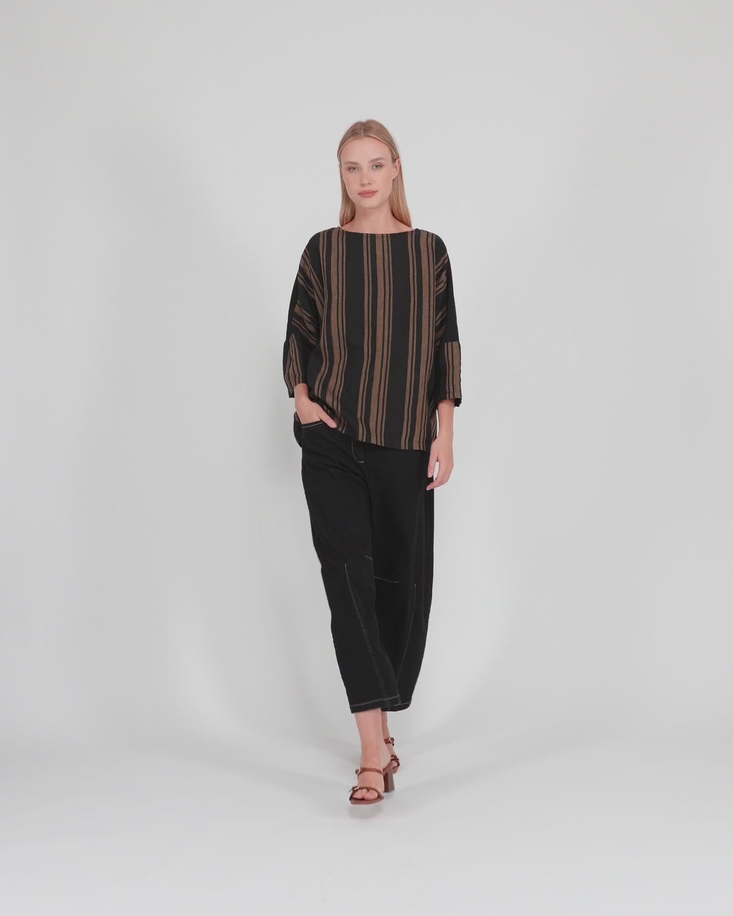 להעלות ולנגן וידיאו לגלריית צפיה, טישירט פשתן פסים
