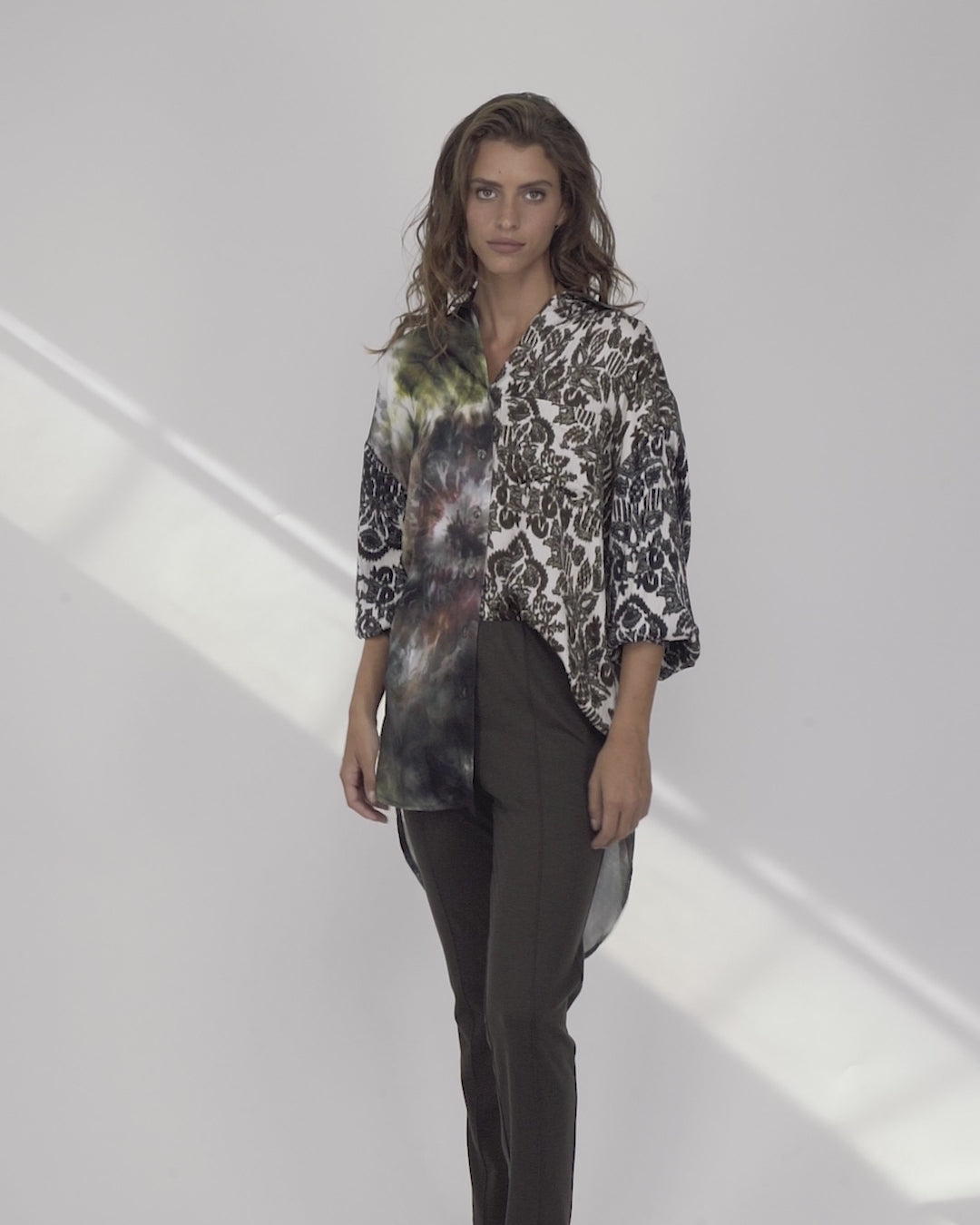 להעלות ולנגן וידיאו לגלריית צפיה, מכנסי מרילו חום
