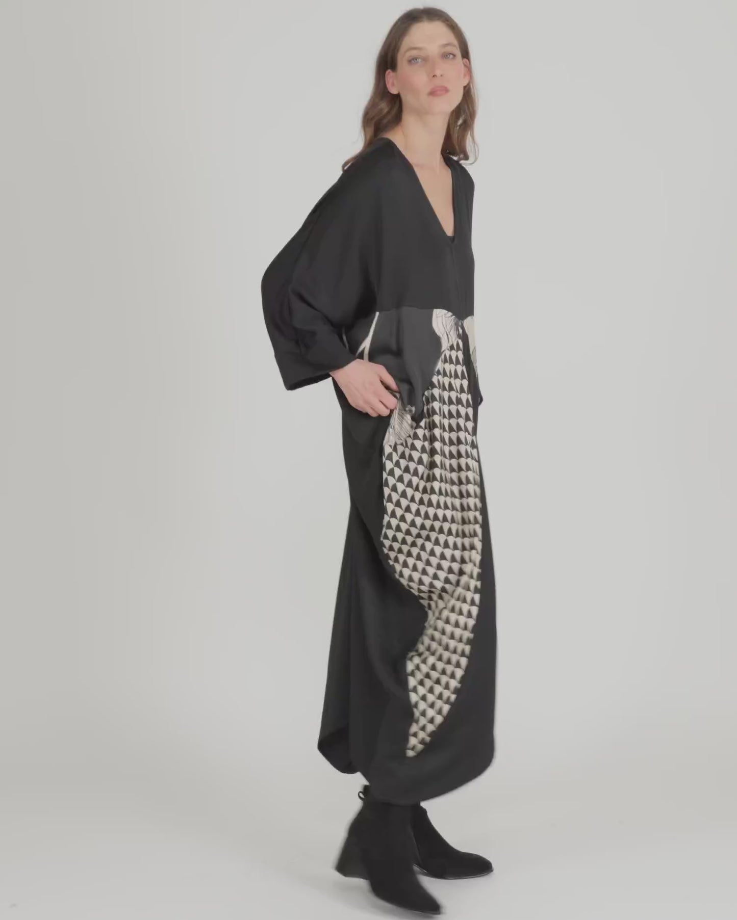 להעלות ולנגן וידיאו לגלריית צפיה, שמלה באטרפליי מיקס
