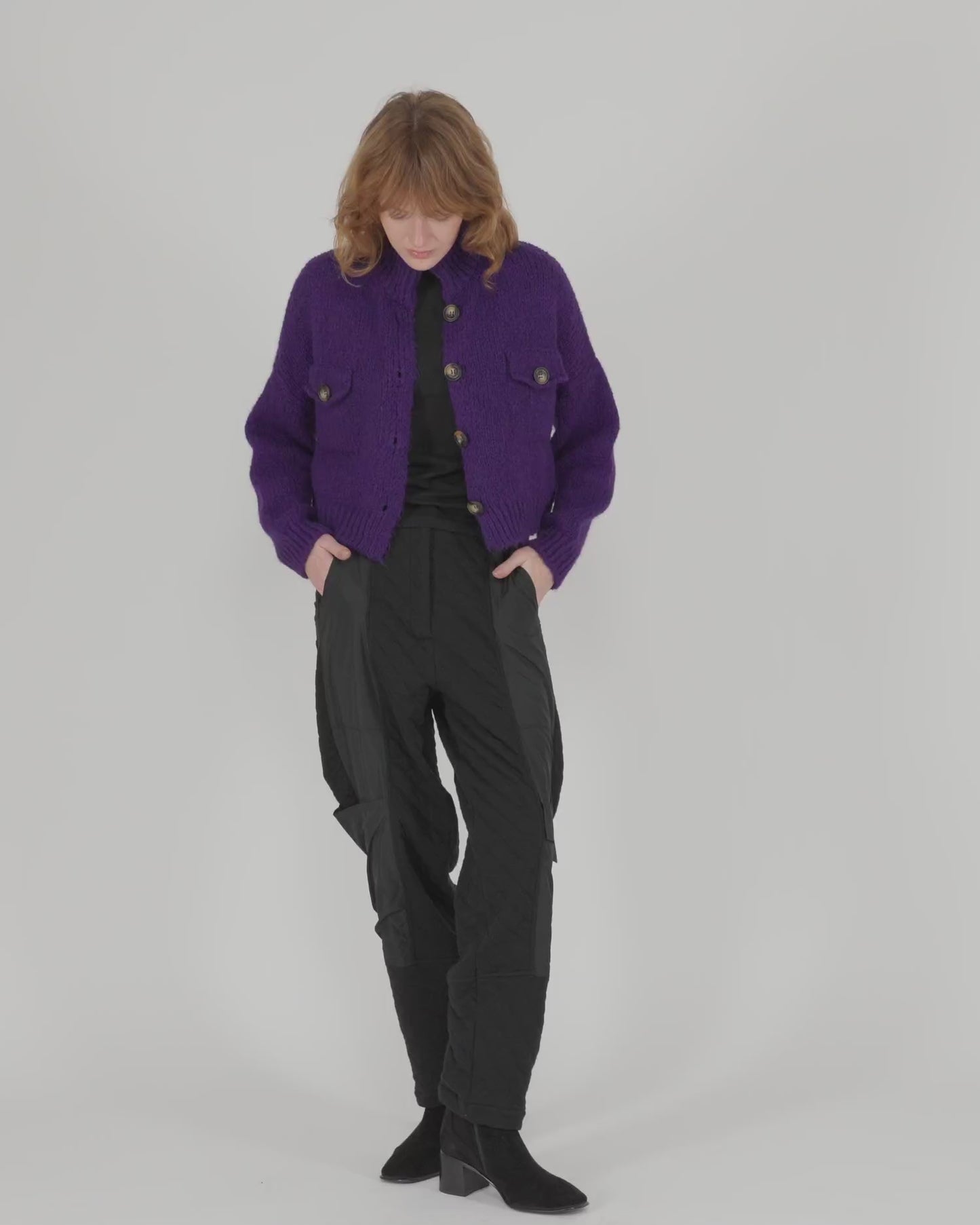 להעלות ולנגן וידיאו לגלריית צפיה, מכנסי אורבן חורף שחור
