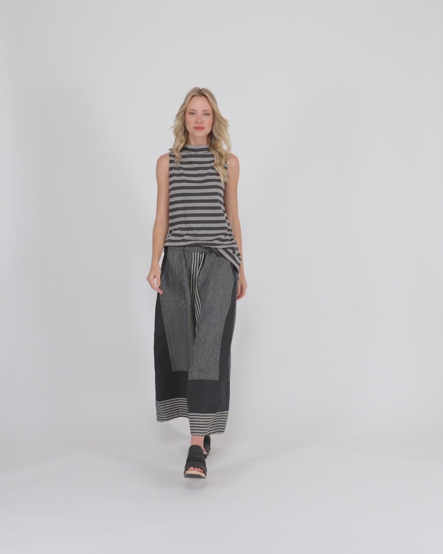 להעלות ולנגן וידיאו לגלריית צפיה, גופייה אורבן גולף אפור
