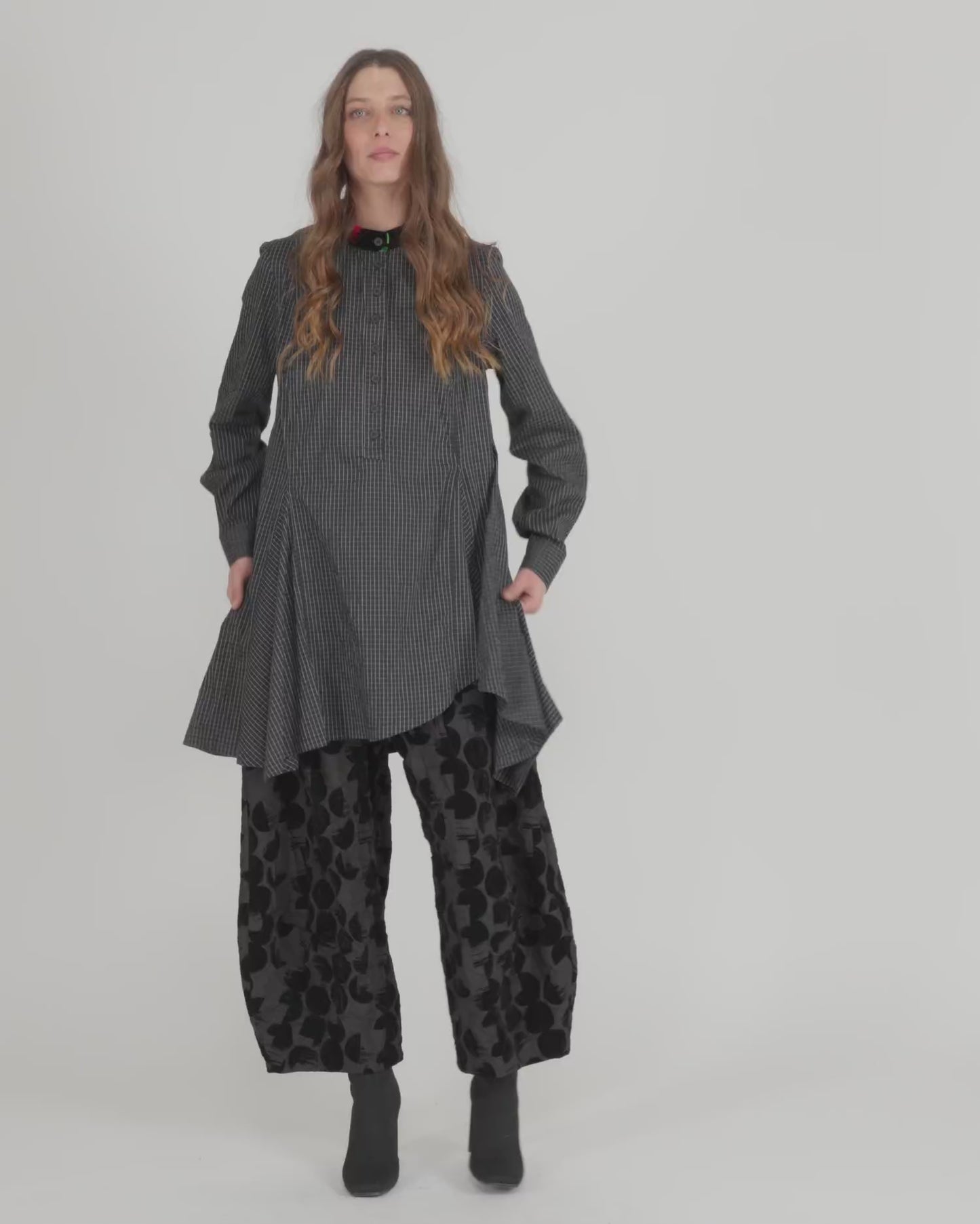 להעלות ולנגן וידיאו לגלריית צפיה, טוניקה סתיו משבצות
