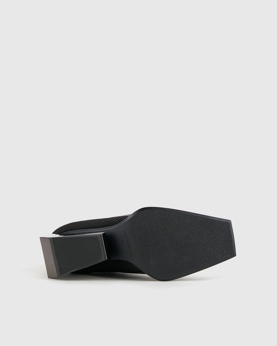 ריקי מיד שחור