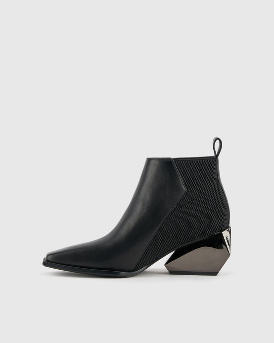 ריקי מיד שחור