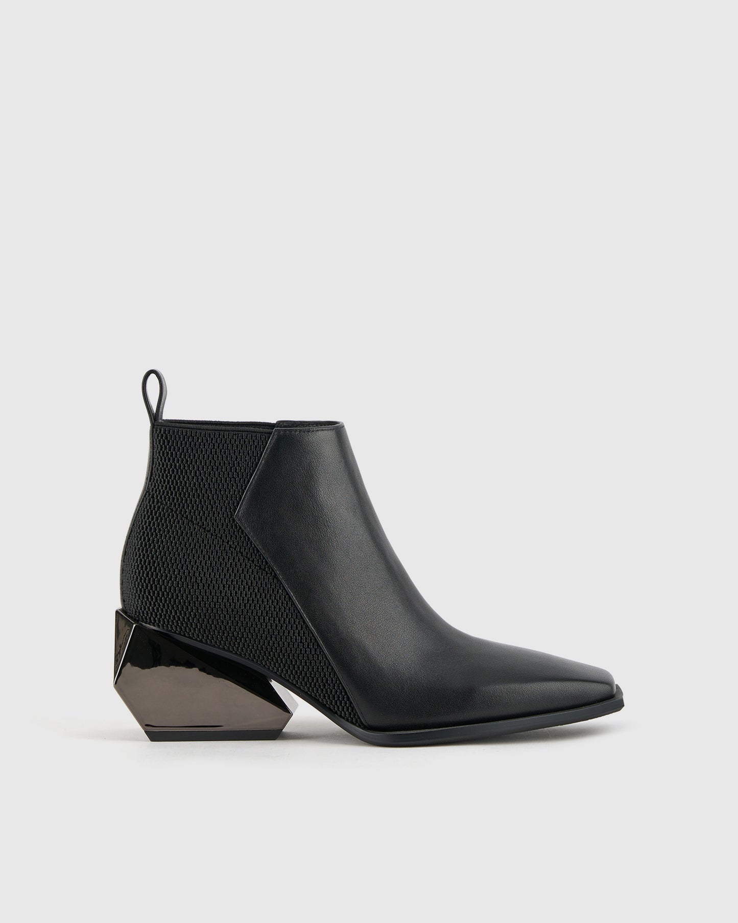 ריקי מיד שחור