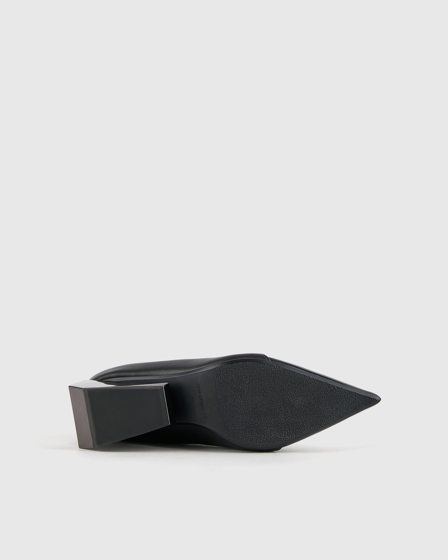 ריקי פמפ מיד שחור