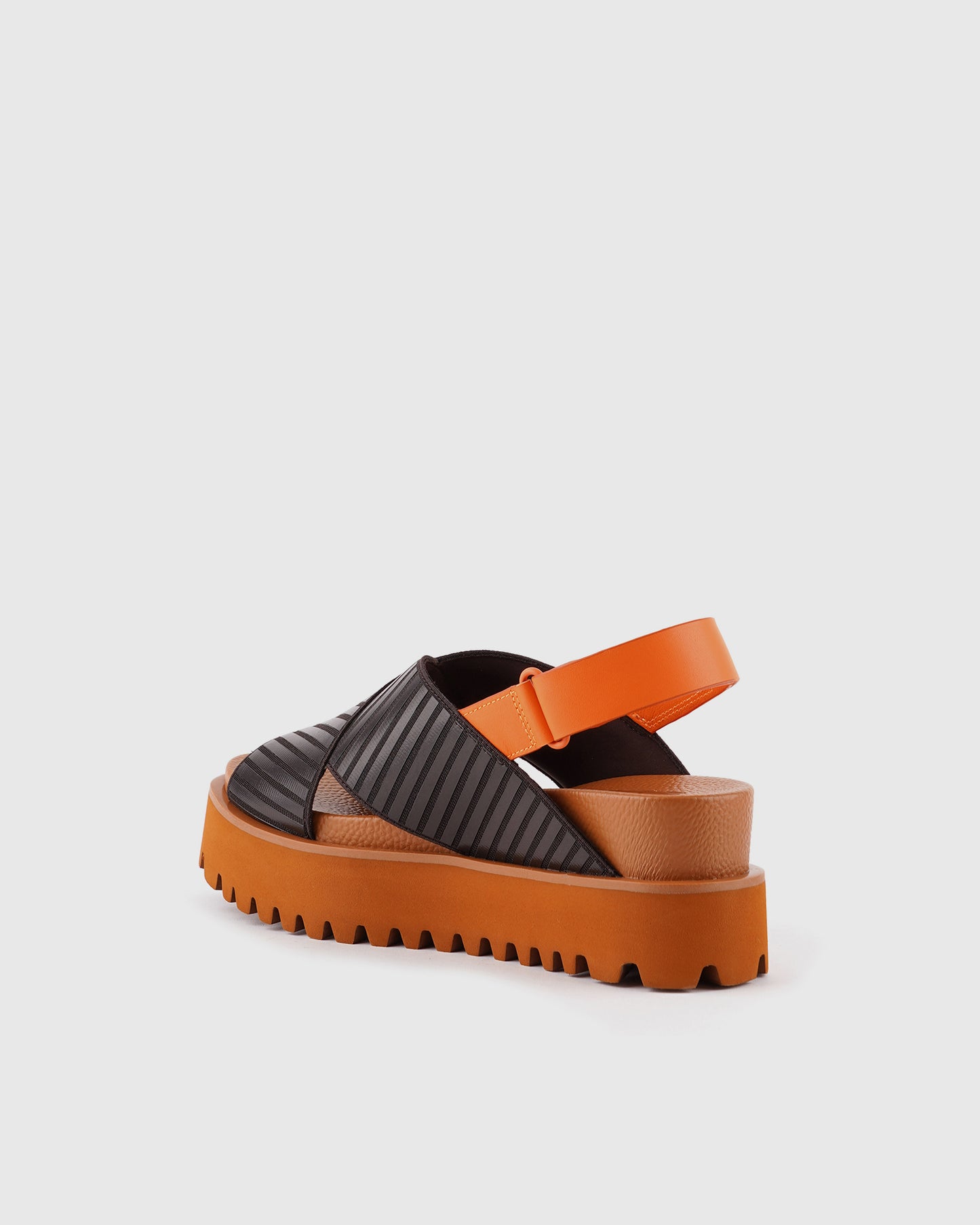 ריקו X סנדל אמבר גלו